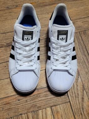 adidas White & Black Classic Shell-Toe Sneakers